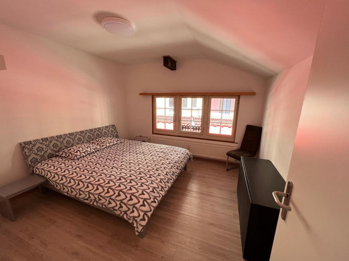Esencial Apartment Interlaken Ngoại thất bức ảnh